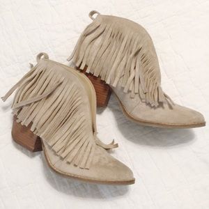 Coconuts by Matisse, “Lambert” Boots